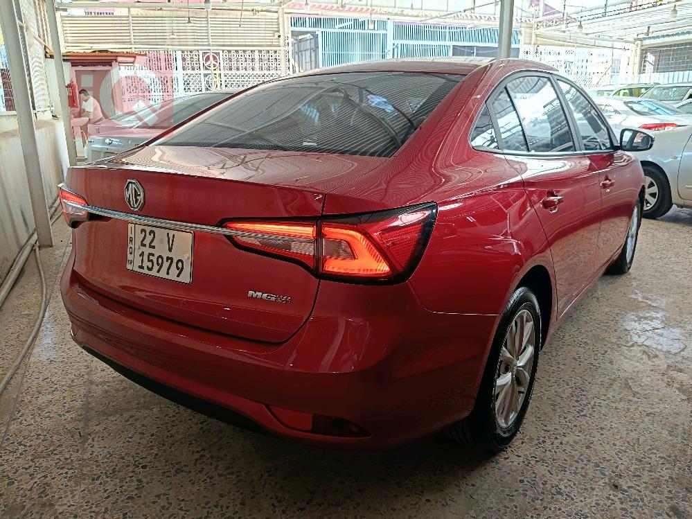 MG 5